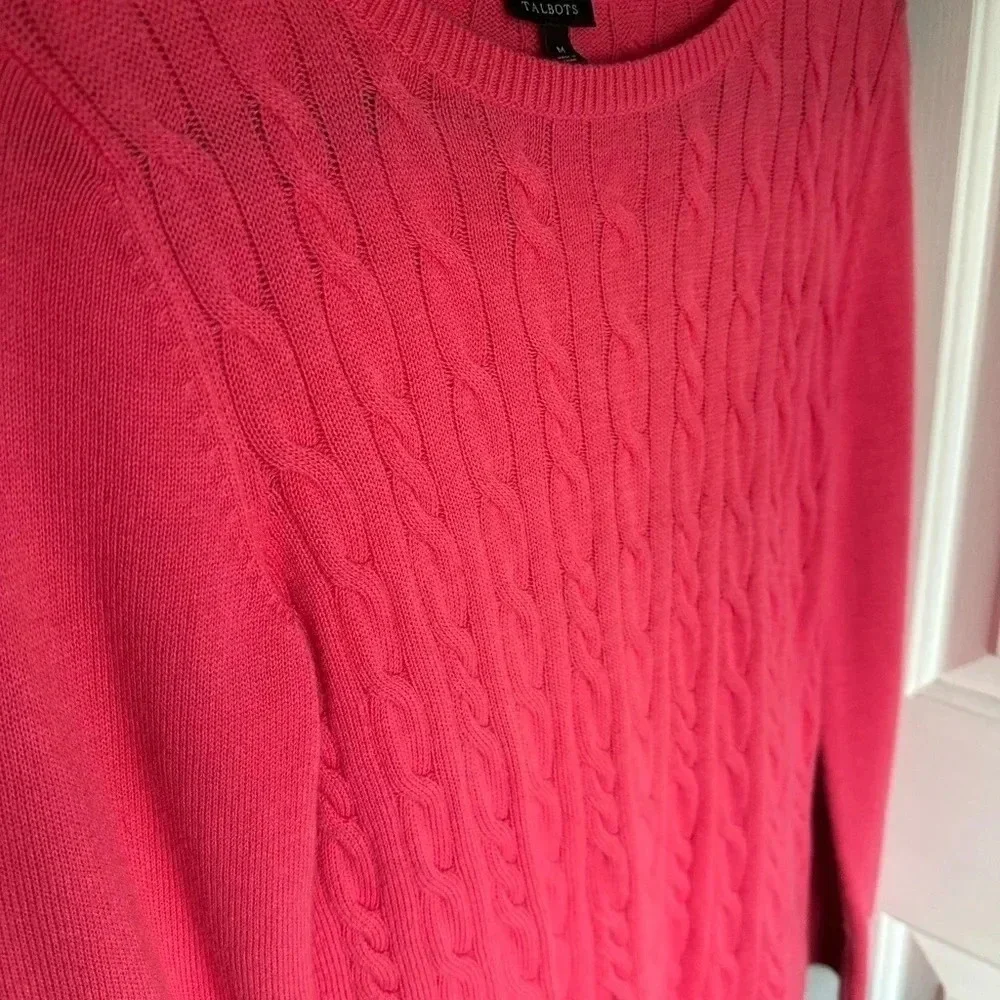 Talbots cable knit women’s sweater crew neck size M
